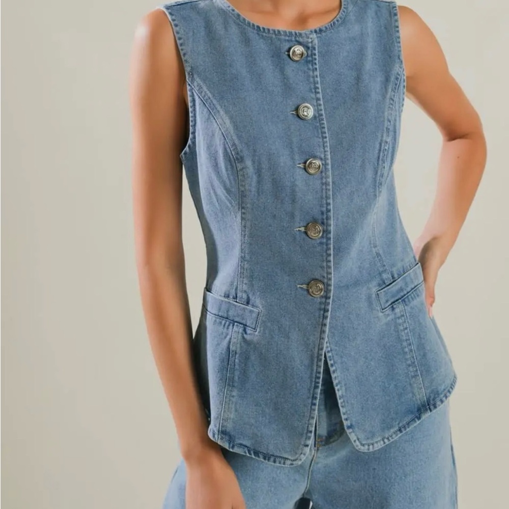 FREEMARKET NWT by Flying Tomato Washed denim Vest